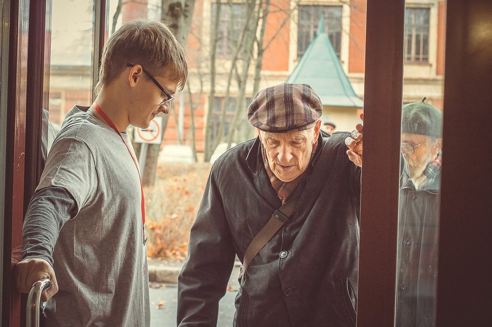 Сквозь поколения