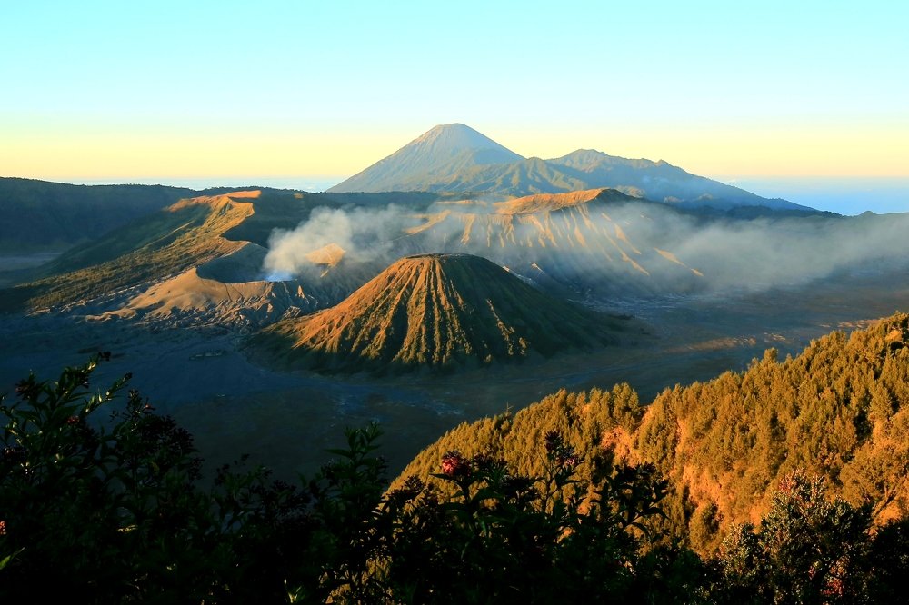 Mt. Bromo and Mt.Semeru