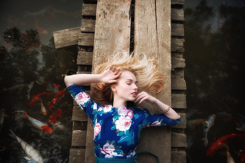 Загадывая желание у Золотых рыбок