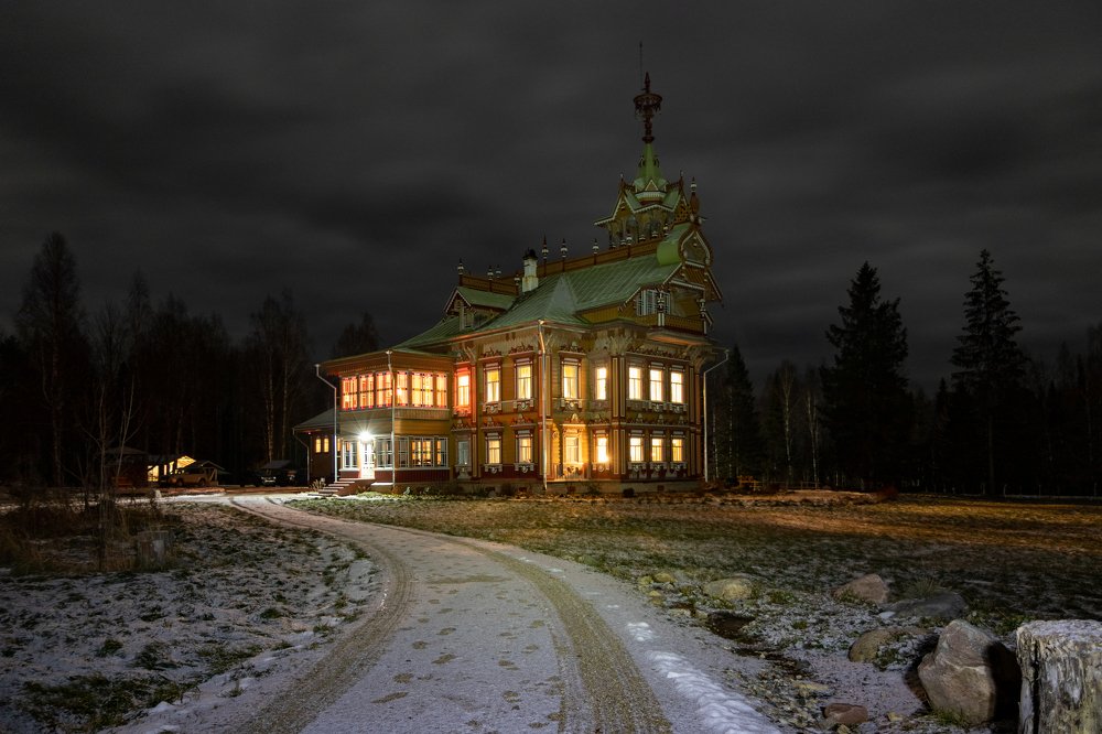 Photograph by Sergey Larin