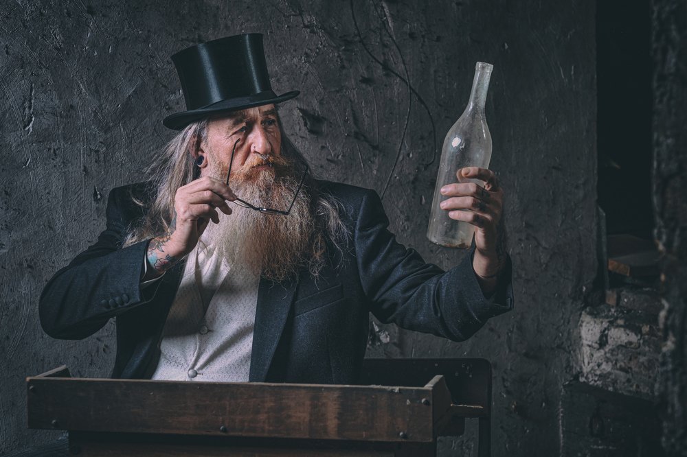 Theo the empy bottle