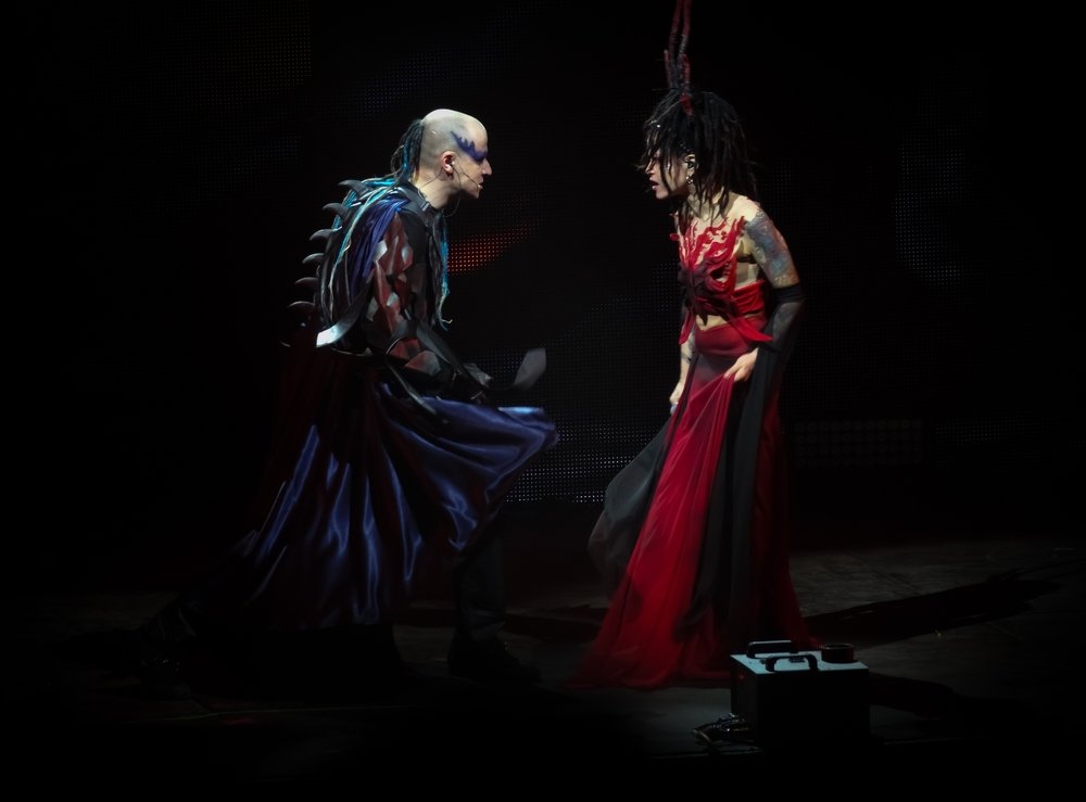 Без сердца и души