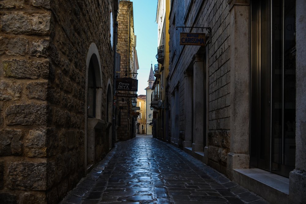 Photograph by Pavel SidorOFF