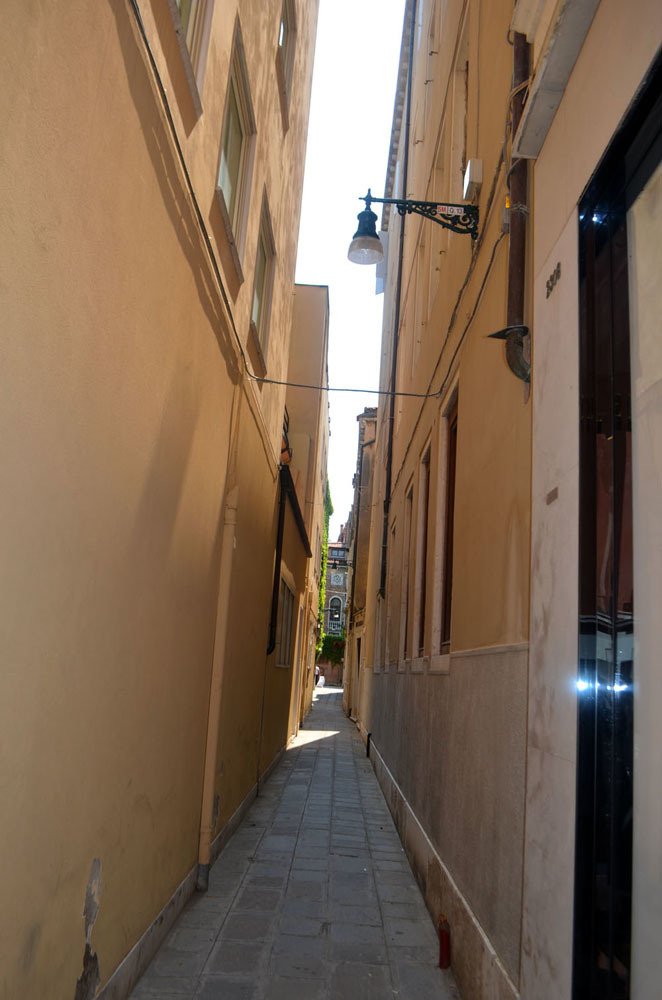 Жаркий полдень