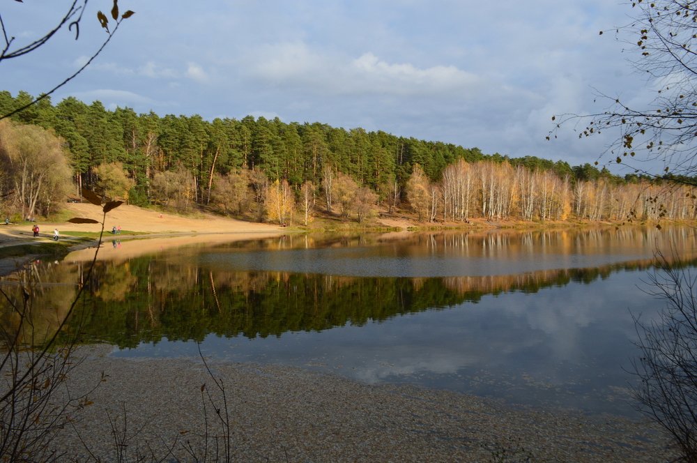 Озеро Глубокое осенью.