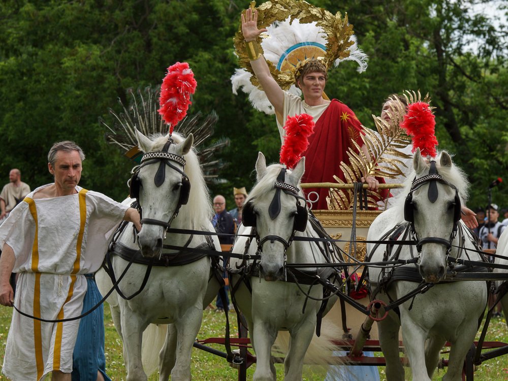 Виват, император!