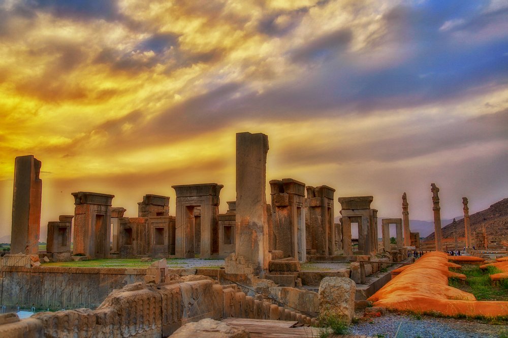 Photograph by Chia Hasankhali