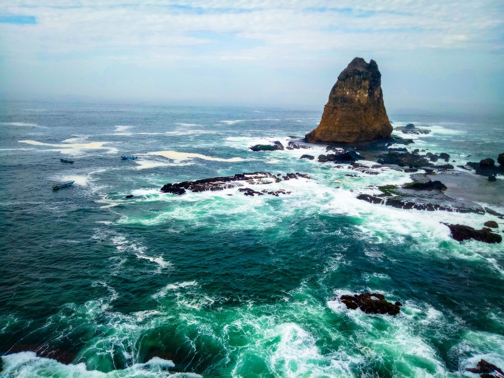 Photograph by Albert Maramis