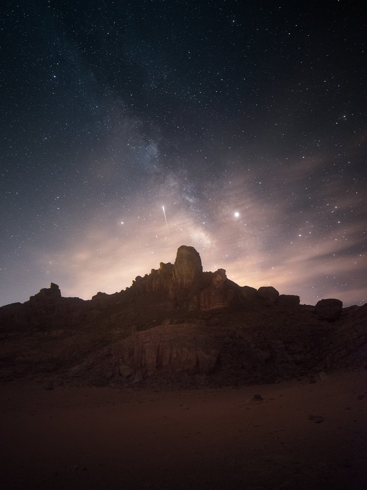 Photograph by Alex Savenok