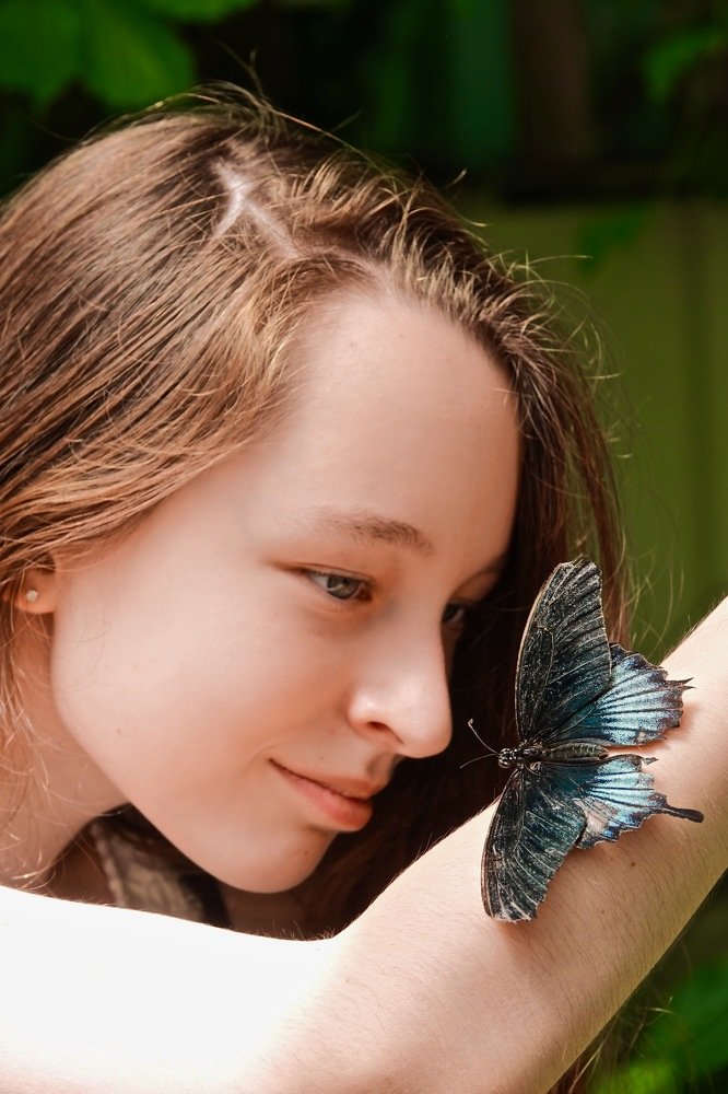 Глаза в глаза