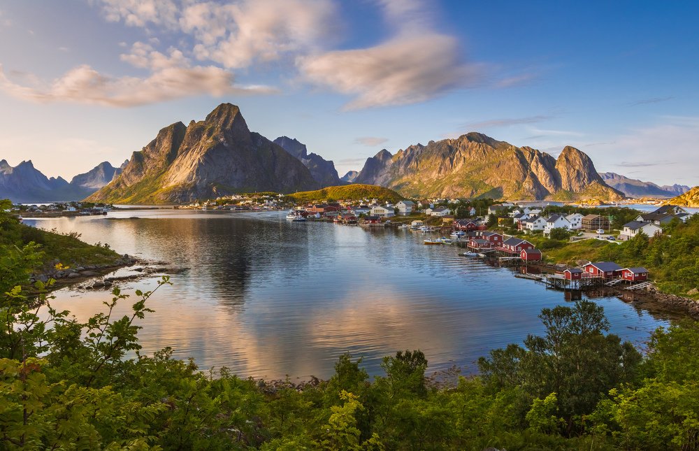 Лофотены, деревня Рейне.