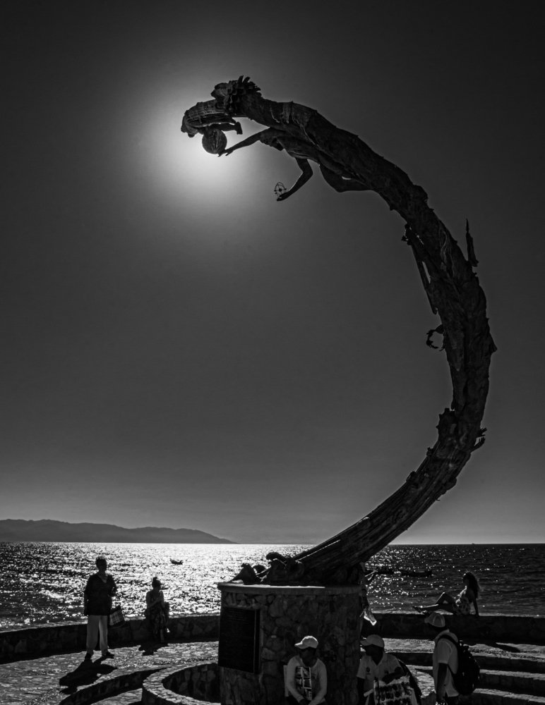 Photograph by Carlos Macias