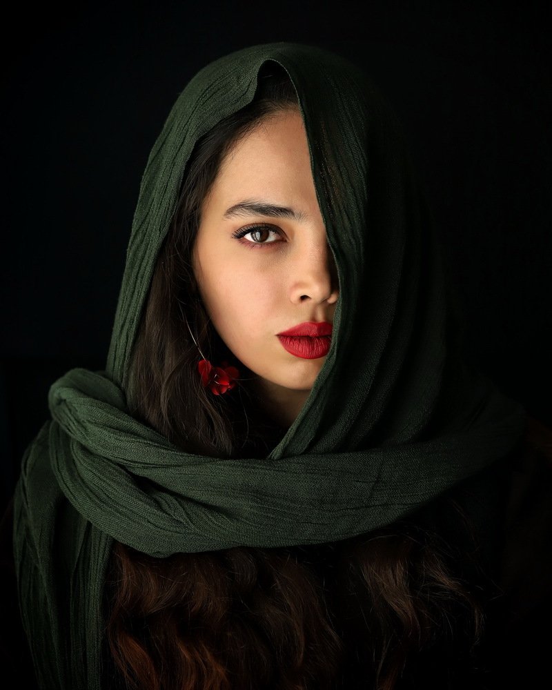 Photograph by  Reza Hazrati