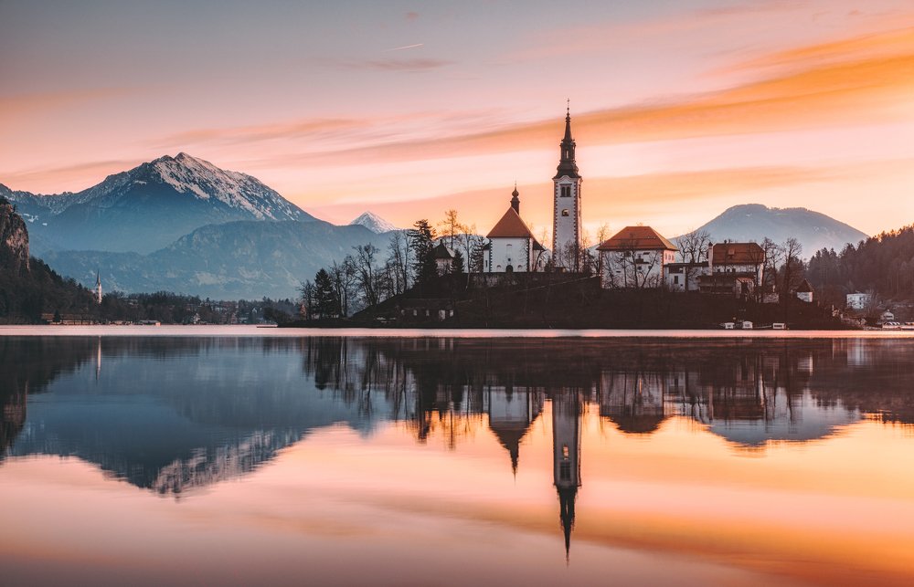 Photograph by Liu Shuchuan