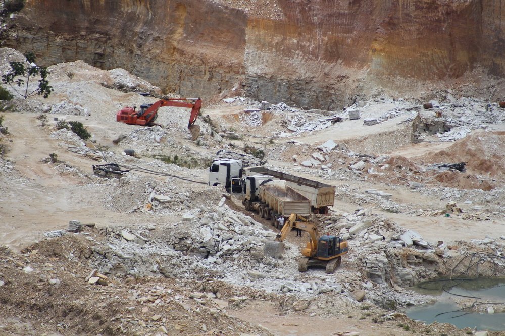 Photograph by Régis Santos