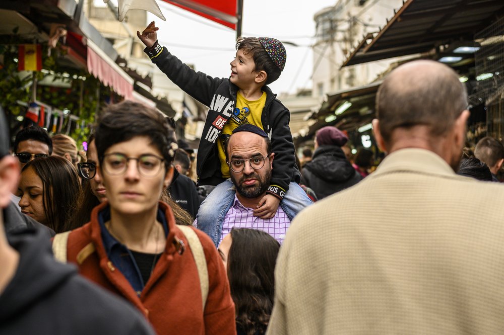 Счастье на плечах - Happiness on the shoulders