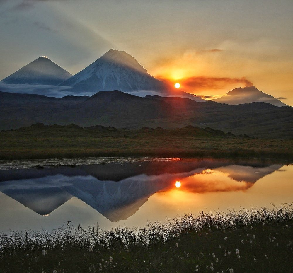 Рассвет в краю вулканов.