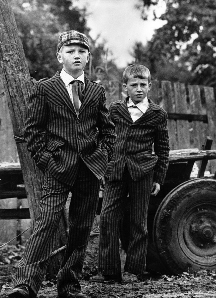 Деревенские мальчики