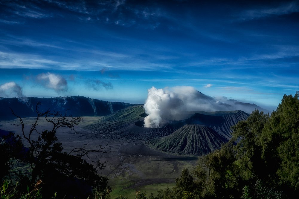 erupsi bromo