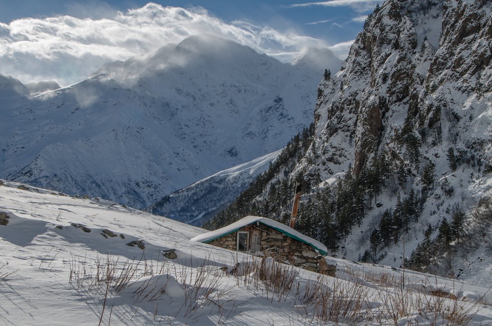 Хижина в горах