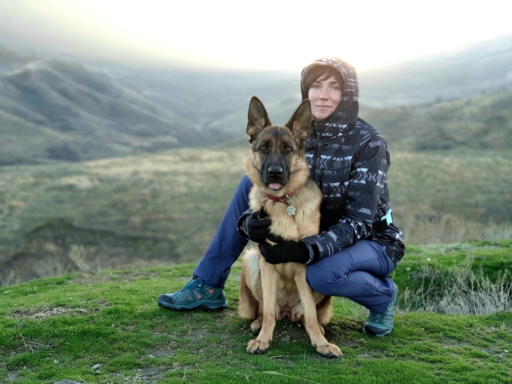 Две девчонки