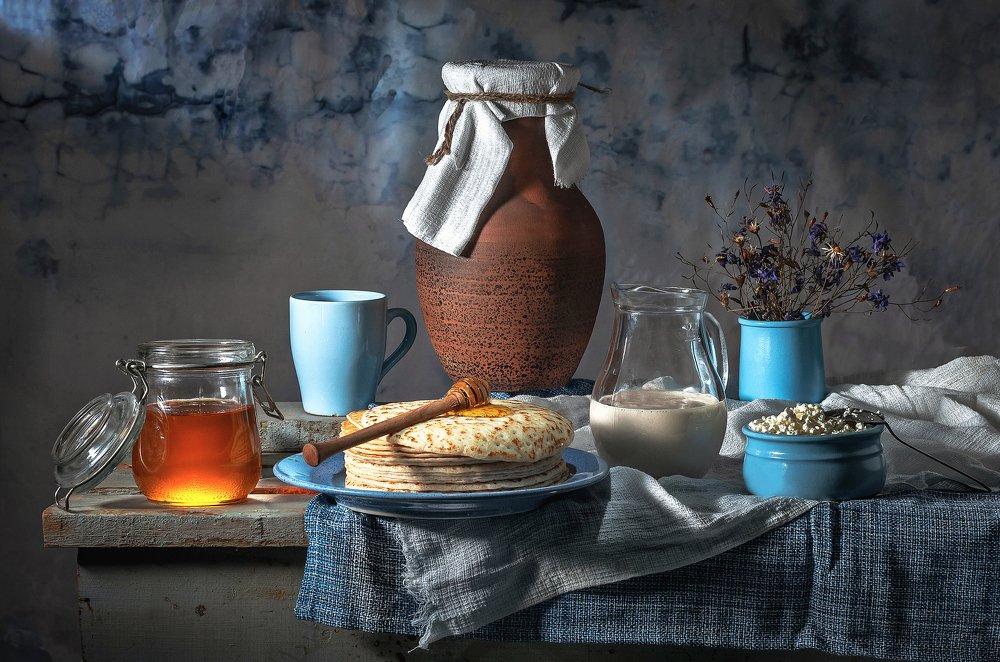 Блины с мёдом