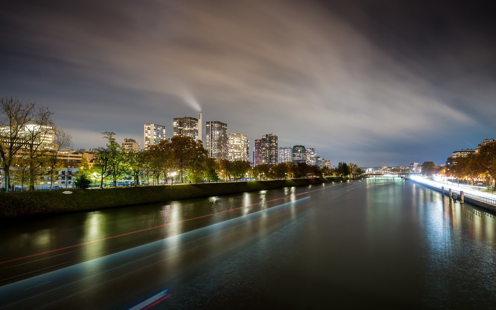 On Pont de Bir-Hakeim