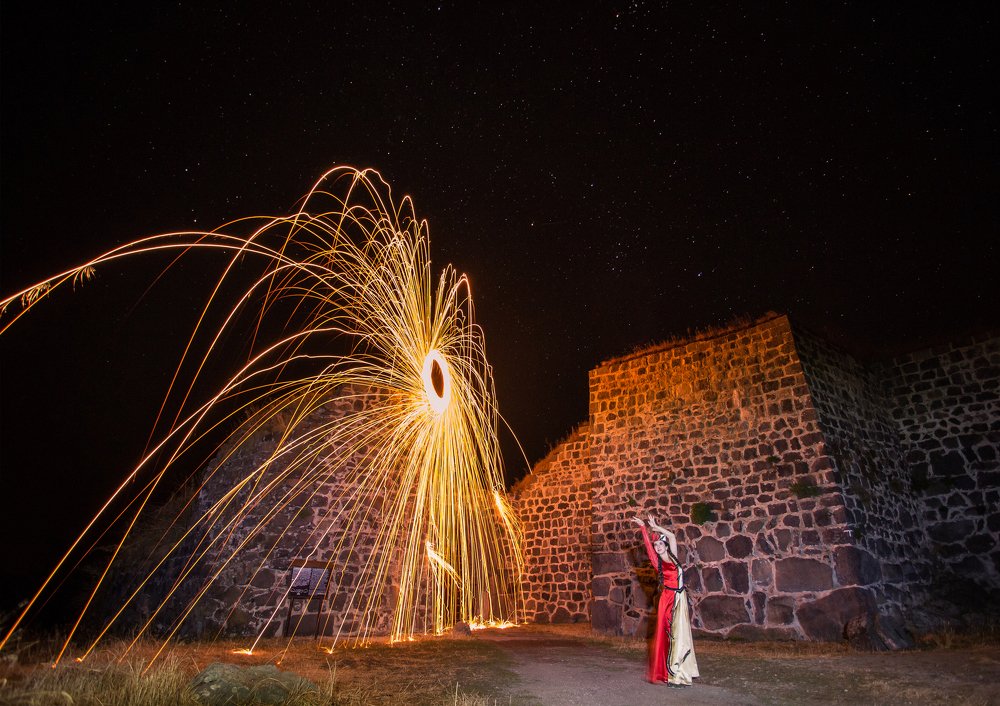 Photograph by Hakob Kalashyan