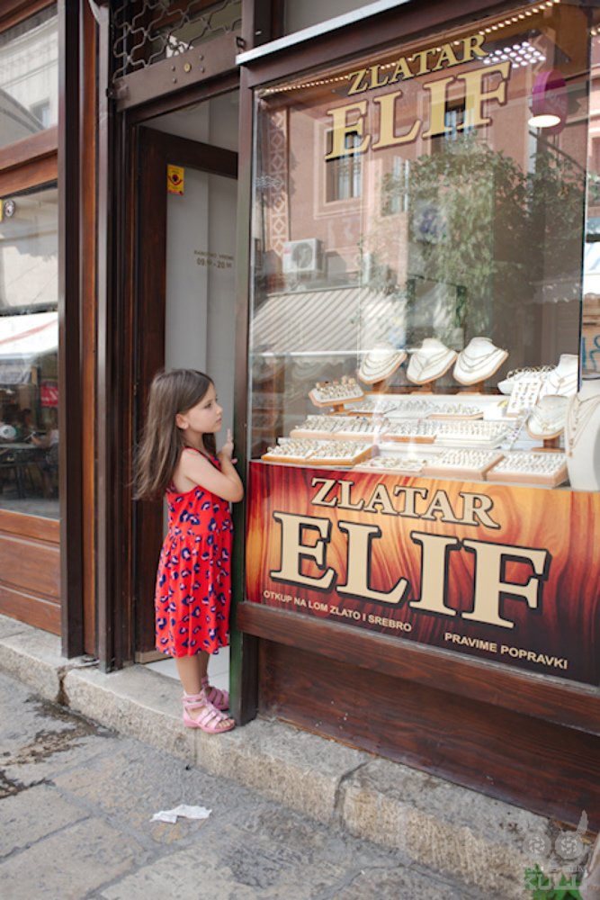 Little  Elif´s sweet dream