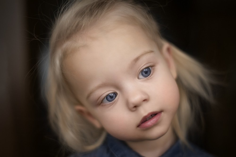 Задумалась