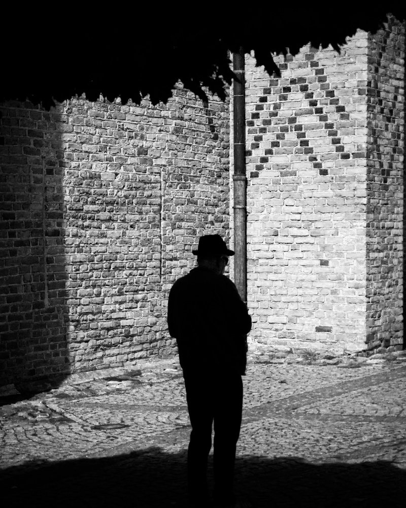 Break Men for Shadow