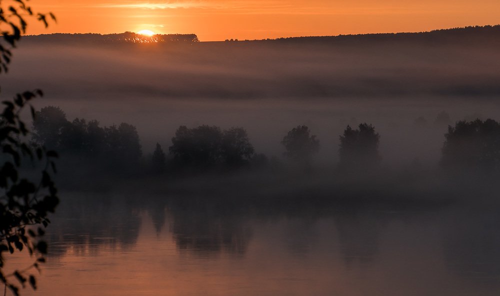 Золотой рассвет на Томи