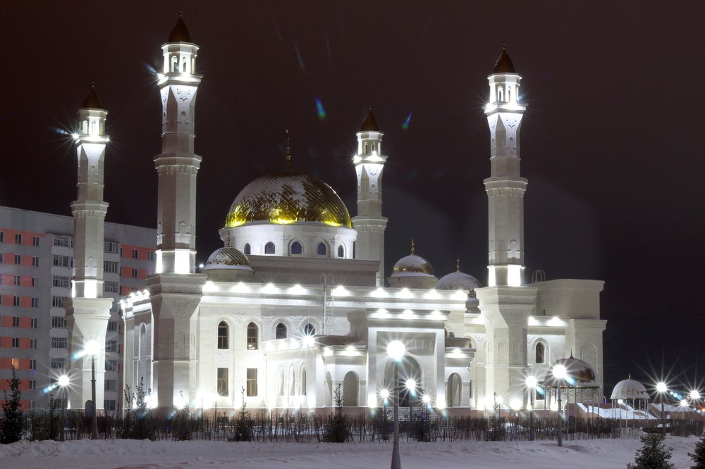 Photograph by Ramil Bakhriraziyev