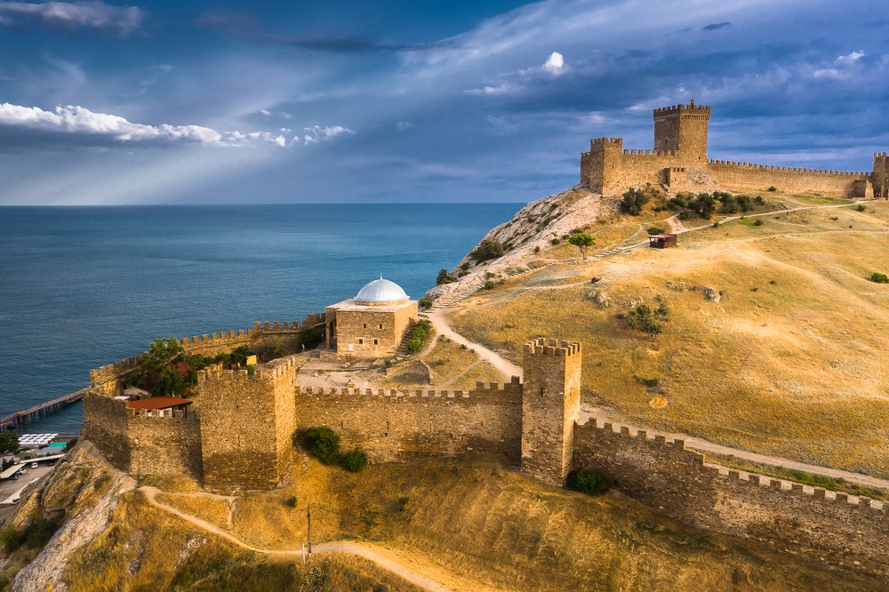 Генуэзская крепость