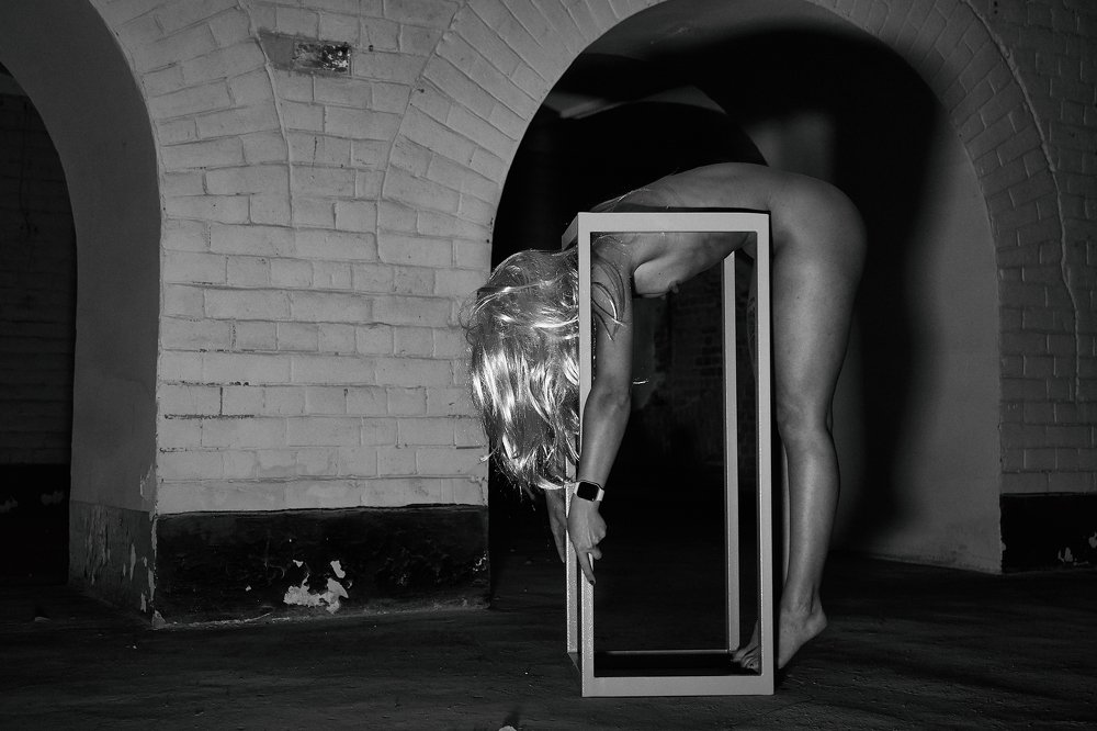 Девочка в клеточке.