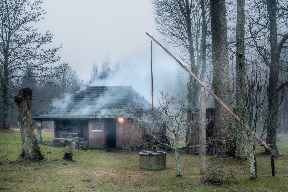 Heating the smoke sauna