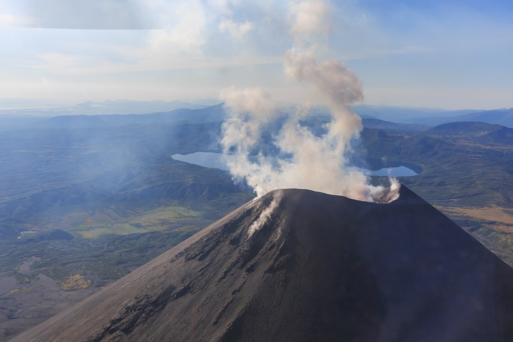 Вулкан Карымский