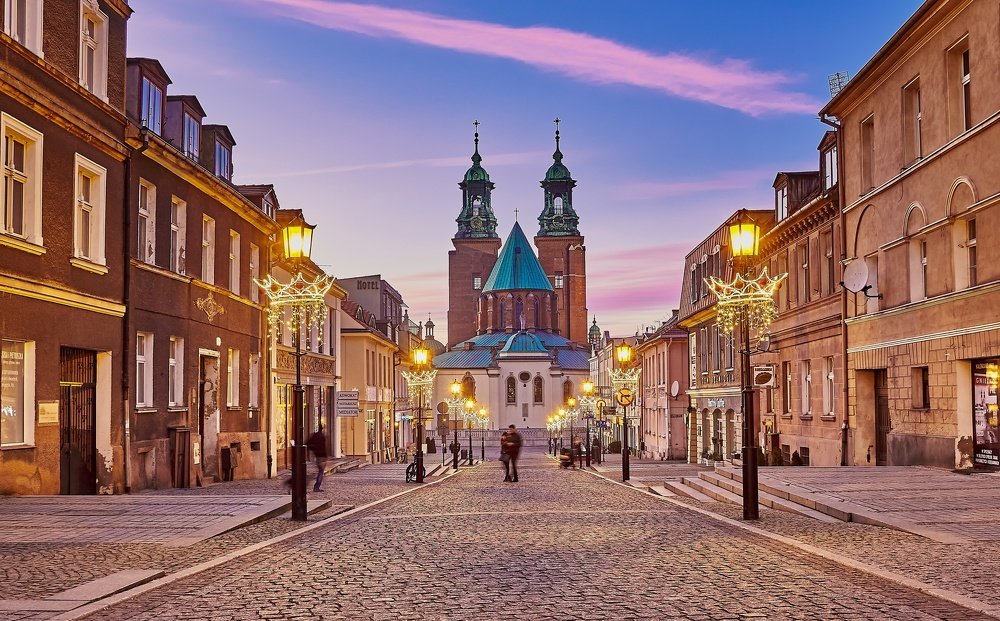 Photograph by Aliaksandr Savin