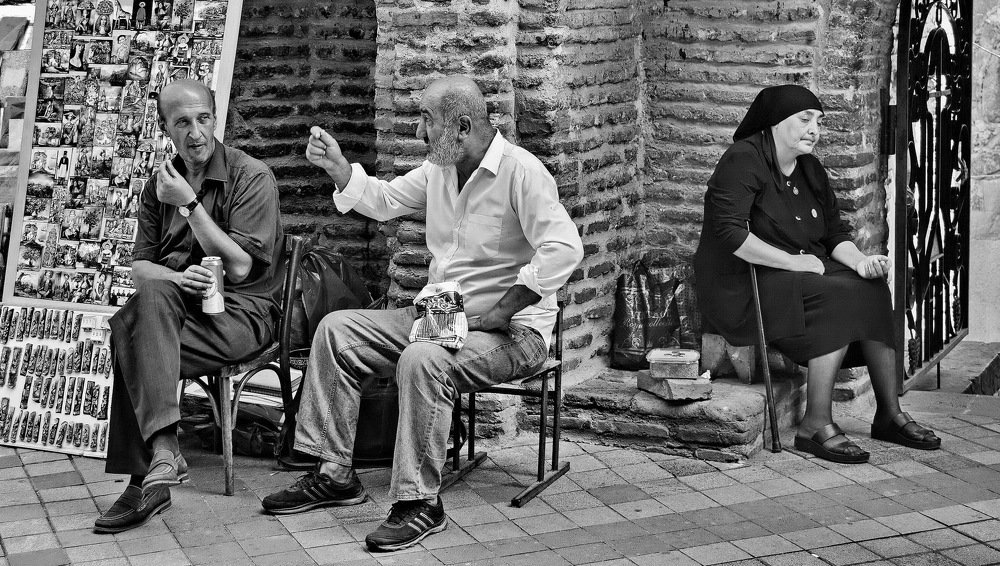 Мужчины и женщина