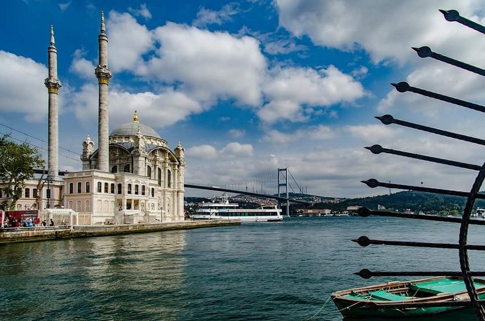 Photograph by Ozcan Simsek