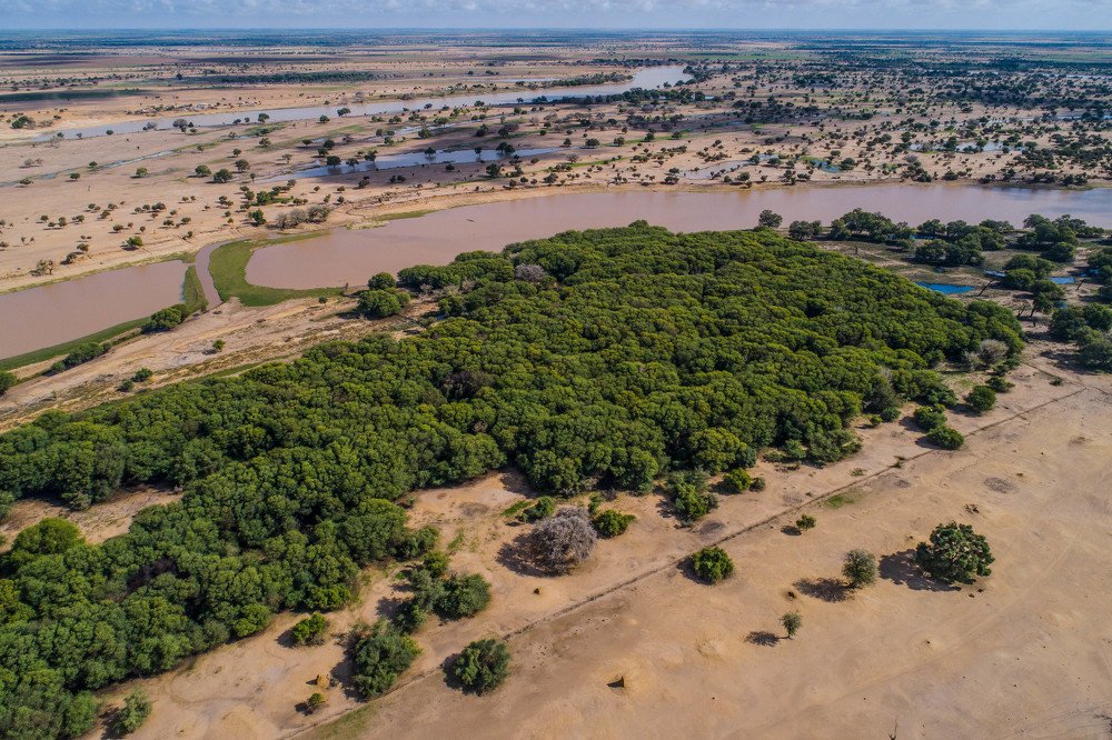 Photograph by issa njaay