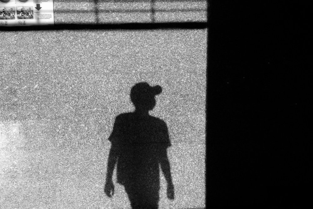 Shadow gesture