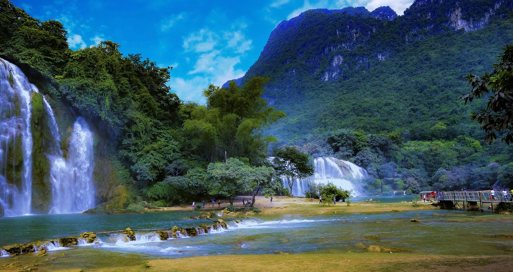 Ban Gioc Water Fall