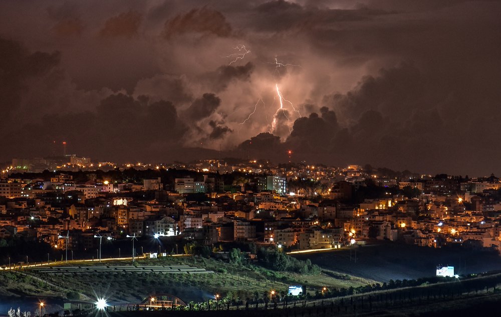 Photograph by faouzi