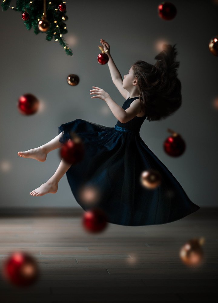 Photograph by Kira Gentovt