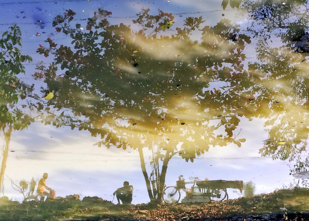 Water Art - Reflection of daily life