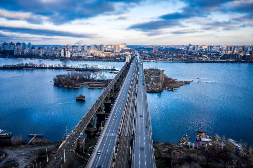 Photograph by Andrii Chagovets