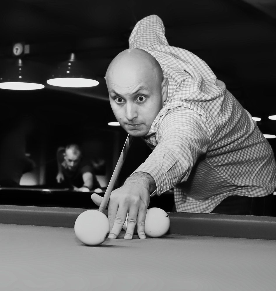 Что-бы загнать шар в лузу, надо думать как шар...Надо выглядеть как шар.