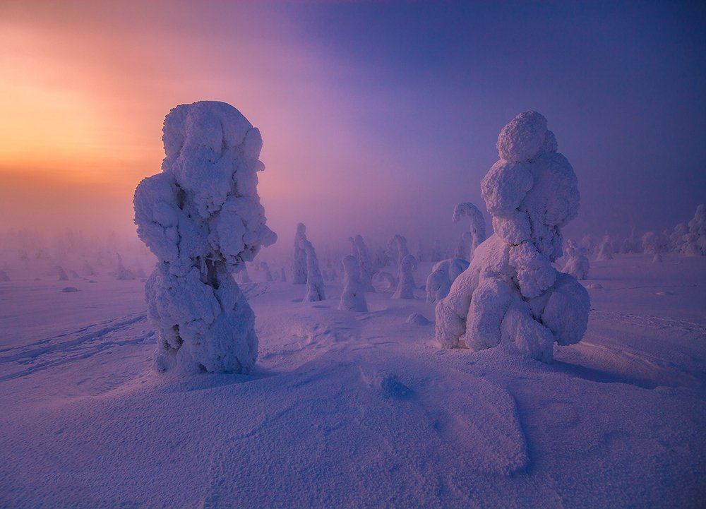 Туманное утро долины драконов.