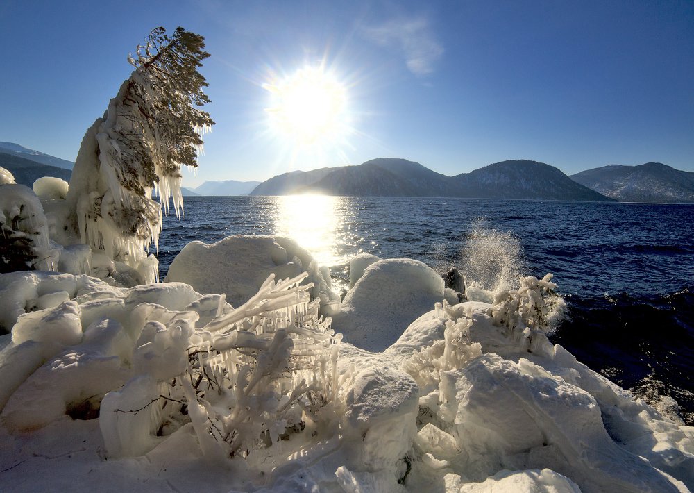 Причуды Телецкого озера.